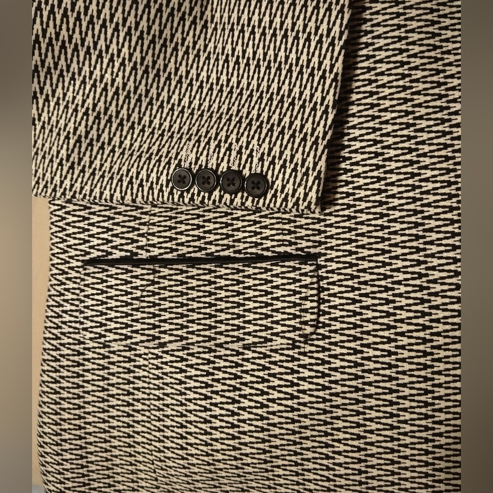 Jacket - Picture 6 of 7